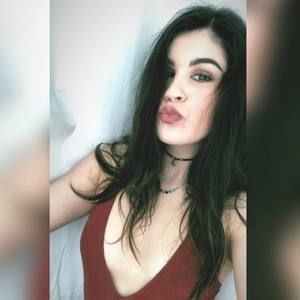 Meet your Posher, Savannah